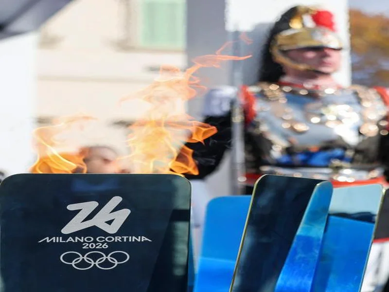 米兰主帅阿莱格里担任火炬手，为米兰-科尔蒂纳冬奥会助燃